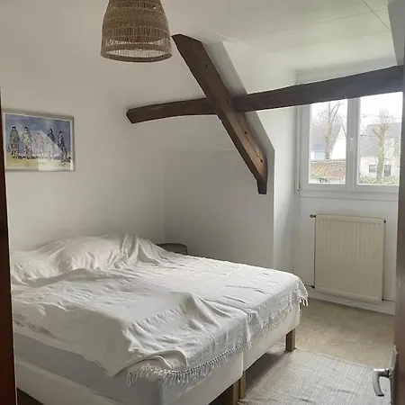 Maison Avec Piscine Et Jacuzzi En Briere فيلة